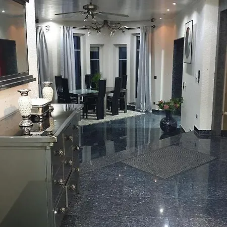 Villa Moderne Grosszuegige 246 Qm 8,5 Zimmer, Offener Kamin Bis Zu 13 Schlafplaetze Obergroningen