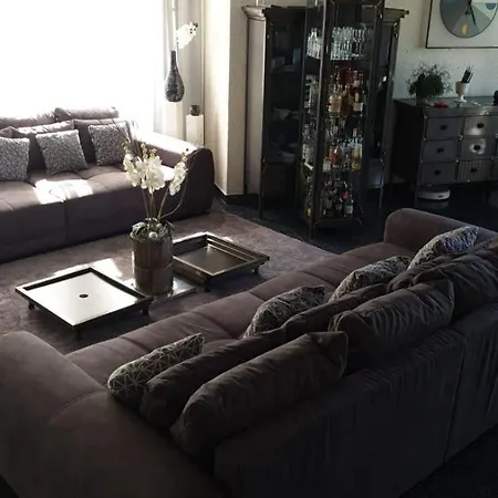 Moderne Grosszuegige 246 Qm 8,5 Zimmer, Offener Kamin Bis Zu 13 Schlafplaetze Villa